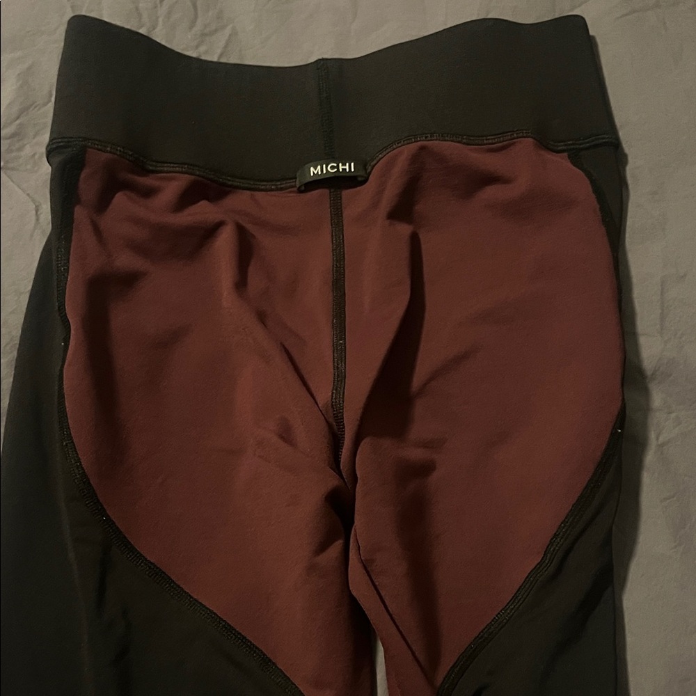 MICHI Women Black and Dark Red Leggings
